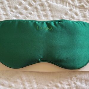 La Mer Green Sleep Mask
